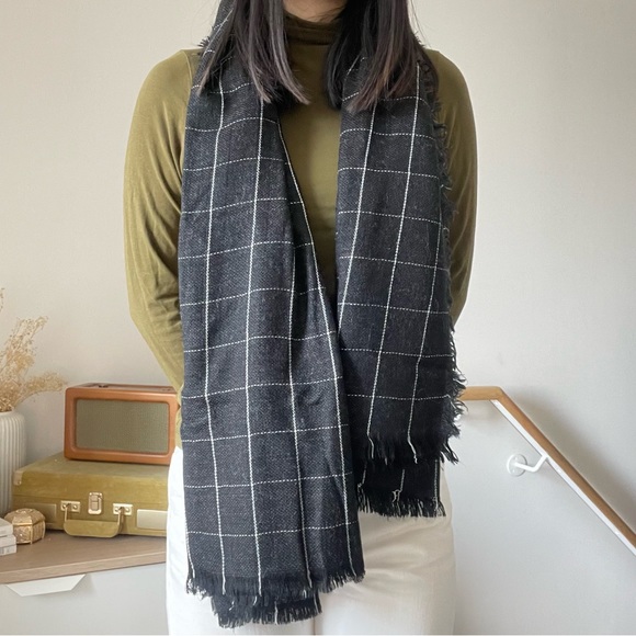 Checkered scarf (no brand) - Picture 2 of 2